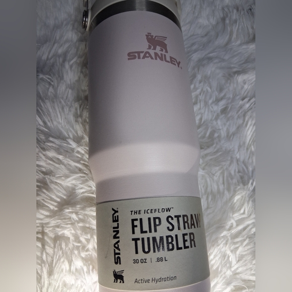 Stanley 30 oz Stainless Steel Ice Flow 2.0 Flip Straw Tumbler Rose Quartz - Picture 4 of 5